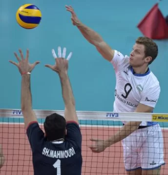 Argentina visita a otro de los colosos, Polonia Argentina visita a otro de los colosos, Polonia