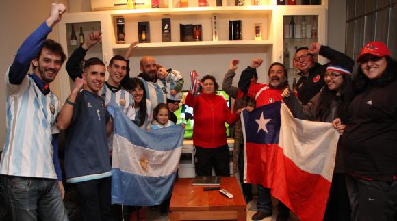 Hermandad futbolera y en paz Hermandad futbolera y en paz