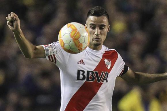 Emanuel Mammana se va de River con destino al Lyon de Francia Emanuel Mammana se va de River con destino al Lyon de Francia