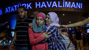 Ya son 41 los muertos por el atentado en Estambul Ya son 41 los muertos por el atentado en Estambul