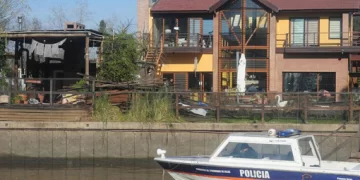 A pesar que rompieron paredes y pisos, no hallaron plata en la casa de López A pesar que rompieron paredes y pisos, no hallaron plata en la casa de López