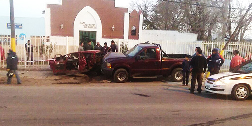 Impresionante choque en Alto de Sierra dejó una persona hospitalizada Impresionante choque en Alto de Sierra dejó una persona hospitalizada