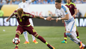 Uruguay perdió con Venezuela y quedó eliminado Uruguay perdió con Venezuela y quedó eliminado