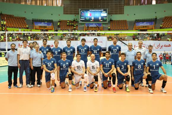 Argentina tropezó ante Italia y ya no puede entrar al Final Six Argentina tropezó ante Italia y ya no puede entrar al Final Six