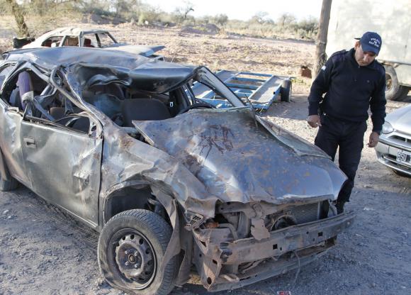 Rutas: los dueños lindantes pagarán por el alambrado Rutas: los dueños lindantes pagarán por el alambrado