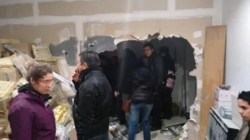 Así quedó la redacción de Tiempo Argentino tras los destrozos Así quedó la redacción de Tiempo Argentino tras los destrozos