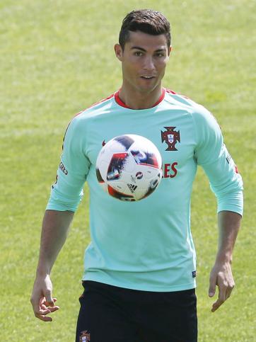 Cristiano calentó el ambiente Cristiano calentó el ambiente