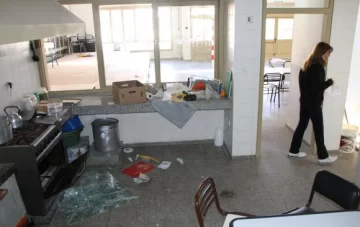 La escuela en la que robaron y dañaron los propios vecinos La escuela en la que robaron y dañaron los propios vecinos