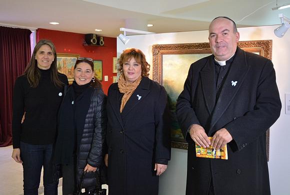 Exposición Itinerante en Iglesia Exposición Itinerante en Iglesia