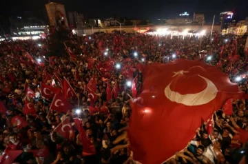 Calma turca, tras el fallido golpe con casi 300 muertos Calma turca, tras el fallido golpe con casi 300 muertos