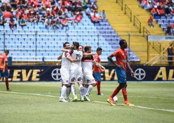 Cerró la gira con un triunfo en Guatemala Cerró la gira con un triunfo en Guatemala