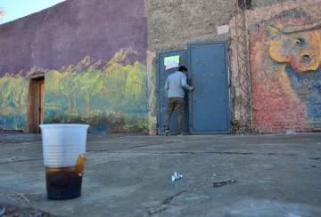 Padres y vecinos frustran fiesta ilegal con menores Padres y vecinos frustran fiesta ilegal con menores