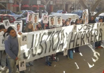 Piden justicia por José Herrera Piden justicia por José Herrera