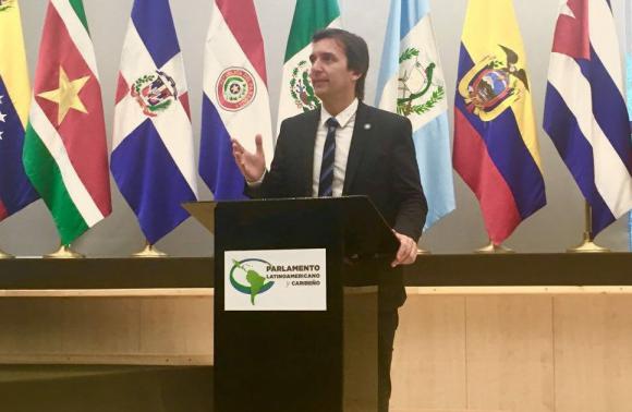 Cáceres asumió en el Parlamento Latinoamericano Cáceres asumió en el Parlamento Latinoamericano