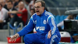De Bielsa explicó su renuncia a la Lazio y negó “otra alternativa” De Bielsa explicó su renuncia a la Lazio y negó “otra alternativa”