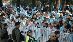 Los lectores prefirieron los festejos por la Independencia a los de la Revolución de Mayo Los lectores prefirieron los festejos por la Independencia a los de la Revolución de Mayo