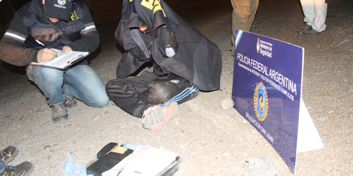 Detienen a un joven con 1,5 kg de droga Detienen a un joven con 1,5 kg de droga