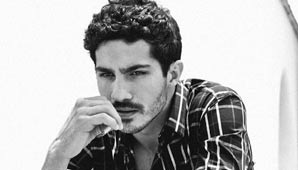 La novia del Chino Darín le sacó una foto desnudó ¡y la publicó! La novia del Chino Darín le sacó una foto desnudó ¡y la publicó!