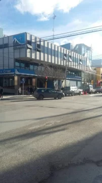 Allanaron el Banco de Santa Cruz por fondos al exterior de la familia Báez Allanaron el Banco de Santa Cruz por fondos al exterior de la familia Báez