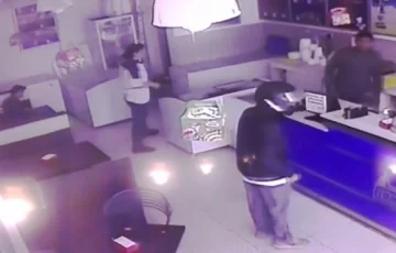 Un asalto de 1 minuto en una heladería Un asalto de 1 minuto en una heladería