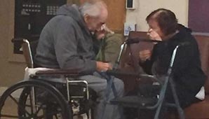 La foto más dolorosa de una pareja tras seis décadas de matrimonio La foto más dolorosa de una pareja tras seis décadas de matrimonio