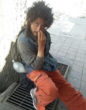 El misterio del hombre sin DNI que hallaron deambulando en un cerro El misterio del hombre sin DNI que hallaron deambulando en un cerro