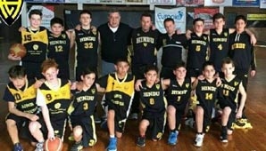 Vergüenza en el básquet: padres insultaron a nenes rivales Vergüenza en el básquet: padres insultaron a nenes rivales