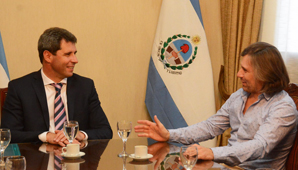 Llegan empresarios con interés en la fábrica de motos Llegan empresarios con interés en la fábrica de motos