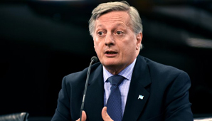 Aranguren defenderá la suba de tarifas ante Diputados Aranguren defenderá la suba de tarifas ante Diputados