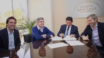 En Santa Lucía, Peña y Frigerio firmaron convenio con el municipio En Santa Lucía, Peña y Frigerio firmaron convenio con el municipio