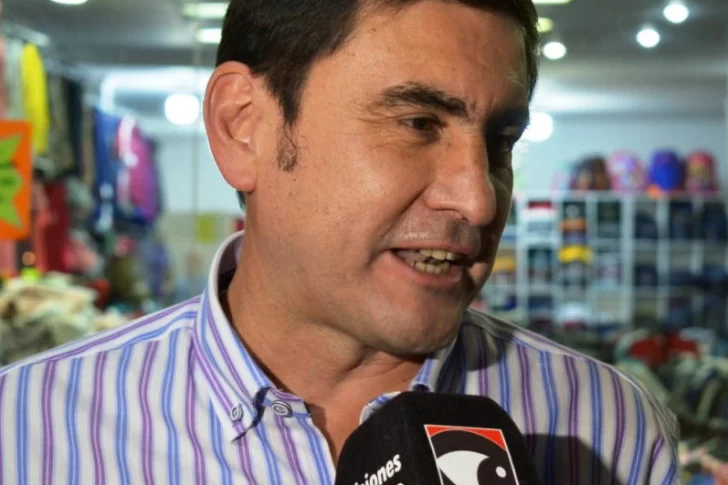 Escándalo con intendente y travesti