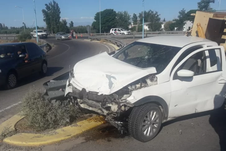 Choque en ruta 40 con 5 heridos