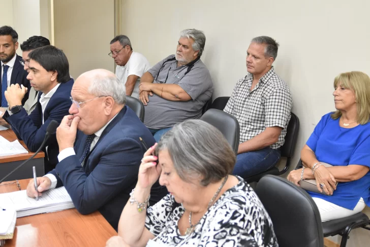 Caja MOB: imputado intentó desligarse al indicar que no firmó documento clave