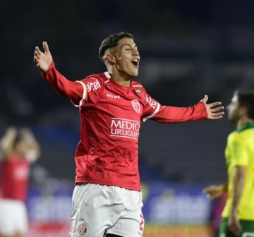 Un volante uruguayo, el 10mo nuevo Un volante uruguayo, el 10mo nuevo