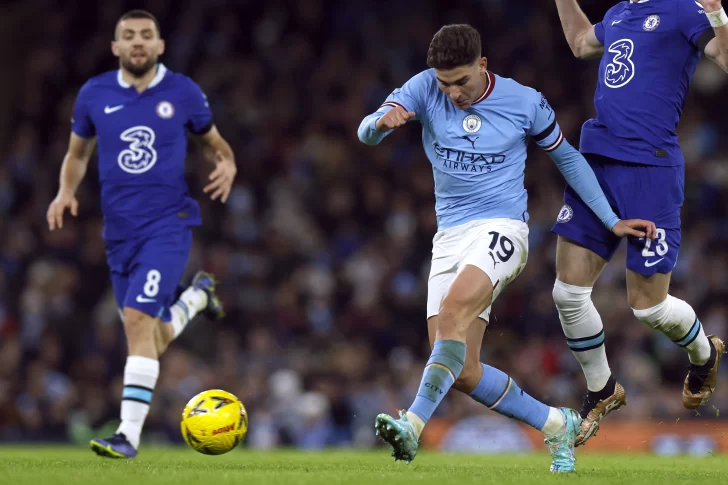 Julián tiene todos los casilleros