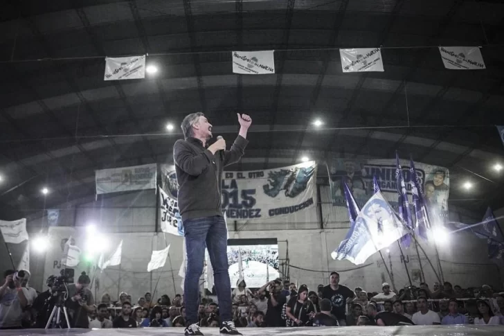 Máximo le volvió a pegar al FMI y pidió una mesa política del FdT