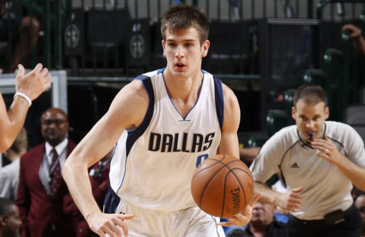 Manu fue más, pero Brussino lo festejó Manu fue más, pero Brussino lo festejó