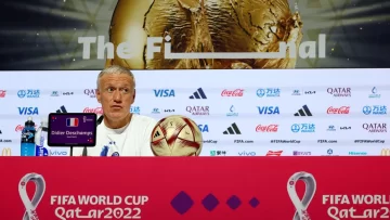 A pesar de la derrota en la final, Deschamps renovó con Francia hasta 2026 A pesar de la derrota en la final, Deschamps renovó con Francia hasta 2026