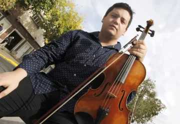 Con el título de Indiana Con el título de Indiana