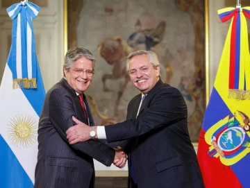 Argentina expulsa al embajador de Ecuador en respuesta a la misma decisión en Quito Argentina expulsa al embajador de Ecuador en respuesta a la misma decisión en Quito