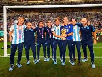 Un integrante del cuerpo técnico de Scaloni dejó su cargo tras el título de la Selección Un integrante del cuerpo técnico de Scaloni dejó su cargo tras el título de la Selección