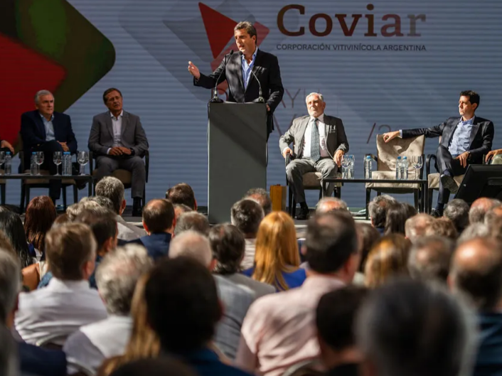 La semana que viene se empiezan a definir las condiciones para aplicar el “dólar vino” La semana que viene se empiezan a definir las condiciones para aplicar el “dólar vino”