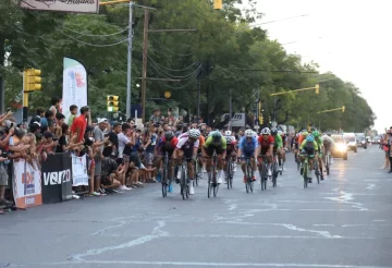 Juan Pablo Dotti saltó a liderar la general de la Vuelta a Mendoza Juan Pablo Dotti saltó a liderar la general de la Vuelta a Mendoza
