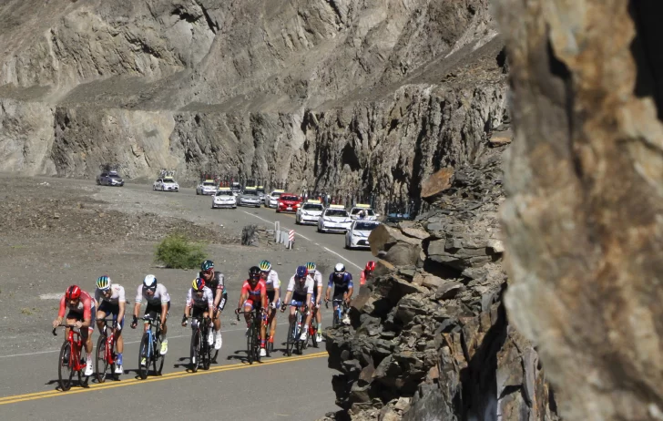 Las mejores postales de la etapa de la Vuelta a San Juan que culminó en Barreal Las mejores postales de la etapa de la Vuelta a San Juan que culminó en Barreal