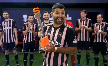 “Me rompí todo”: la lesión del Kun que pone en duda su continuidad en “La Noche Amarilla” “Me rompí todo”: la lesión del Kun que pone en duda su continuidad en “La Noche Amarilla”