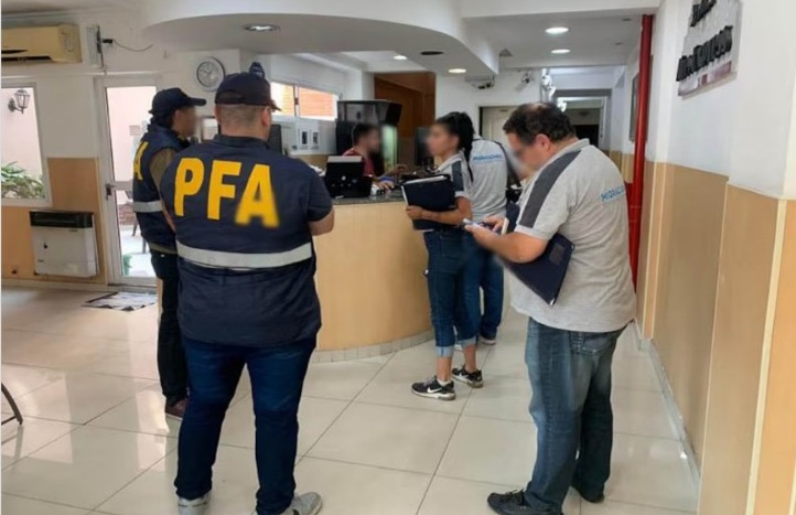 Allanamientos en Puerto Madero en busca de la supuesta red que trae al país a ciudadanas rusas embarazadas Allanamientos en Puerto Madero en busca de la supuesta red que trae al país a ciudadanas rusas embarazadas