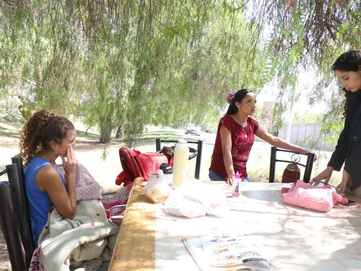 La madre de 7 hijos que se fue a vivir a la calle recibirá un subsidio para alquilar La madre de 7 hijos que se fue a vivir a la calle recibirá un subsidio para alquilar