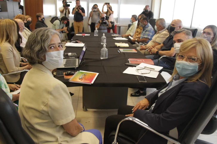 Paritaria: perfila suba en cuotas, más instancias de revisión en el año