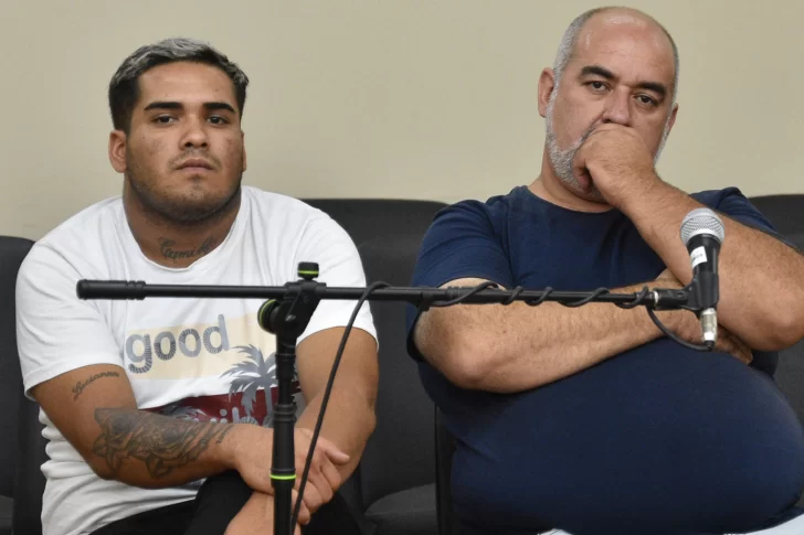 ¿Acusó a exconvicto y su hijo de abusarla porque les robaba luz y la denunciaron?