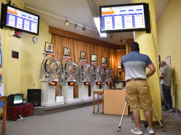 CAJ: ampliarán la sala de sorteos para que más gente presencie la actividad CAJ: ampliarán la sala de sorteos para que más gente presencie la actividad